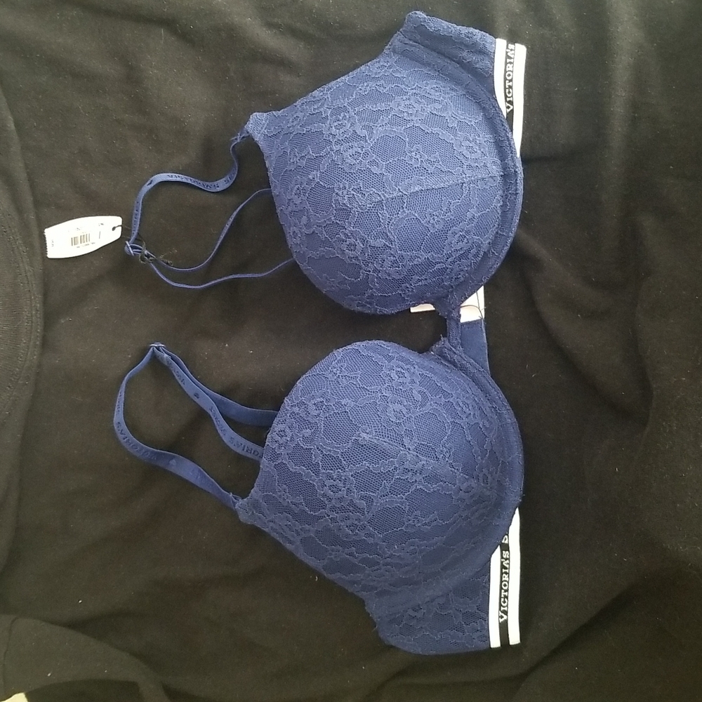 BNWT Victoria's Secret Push Up Bra sz 36B